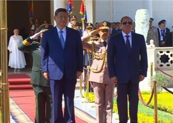 En visite en Egypte, Xi Jinping appelle à combattre « les ingérences » au Moyen-Orient
