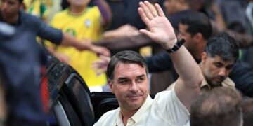 Brésil : battu par Lula da Silva à l&rsquo;élection présidentielle, Flávio Bolsonaro s&rsquo;enfuit vers les États-Unis